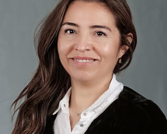 Dra. Fabiola Jeldes de la Escuela de Negocios Internacionales se adjudica proyecto de ayuda a emprendedores de San Miguel